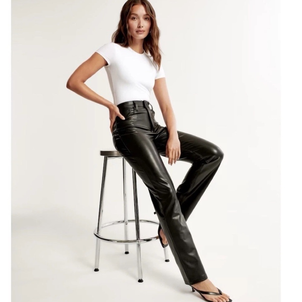 Abercrombie & Fitch The 90s Straight Ultra High Rise Black Faux Leather Pants